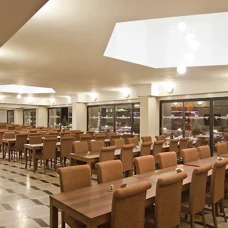 Dündar Otel 4*